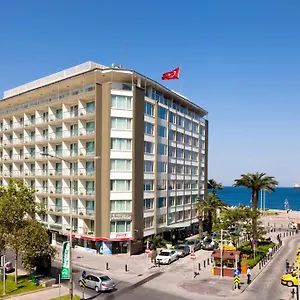 oteli̇ zi̇yaret edi̇n